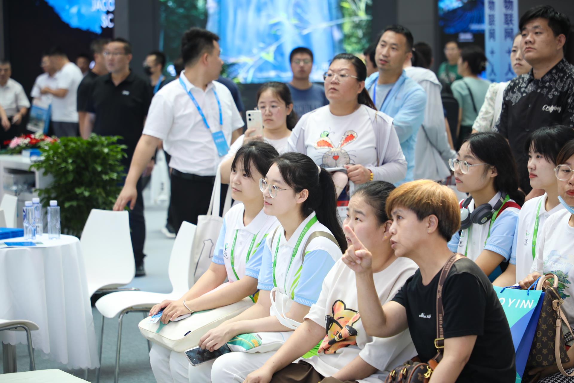 尊龙·Z6(中国认证)集团有限公司官网