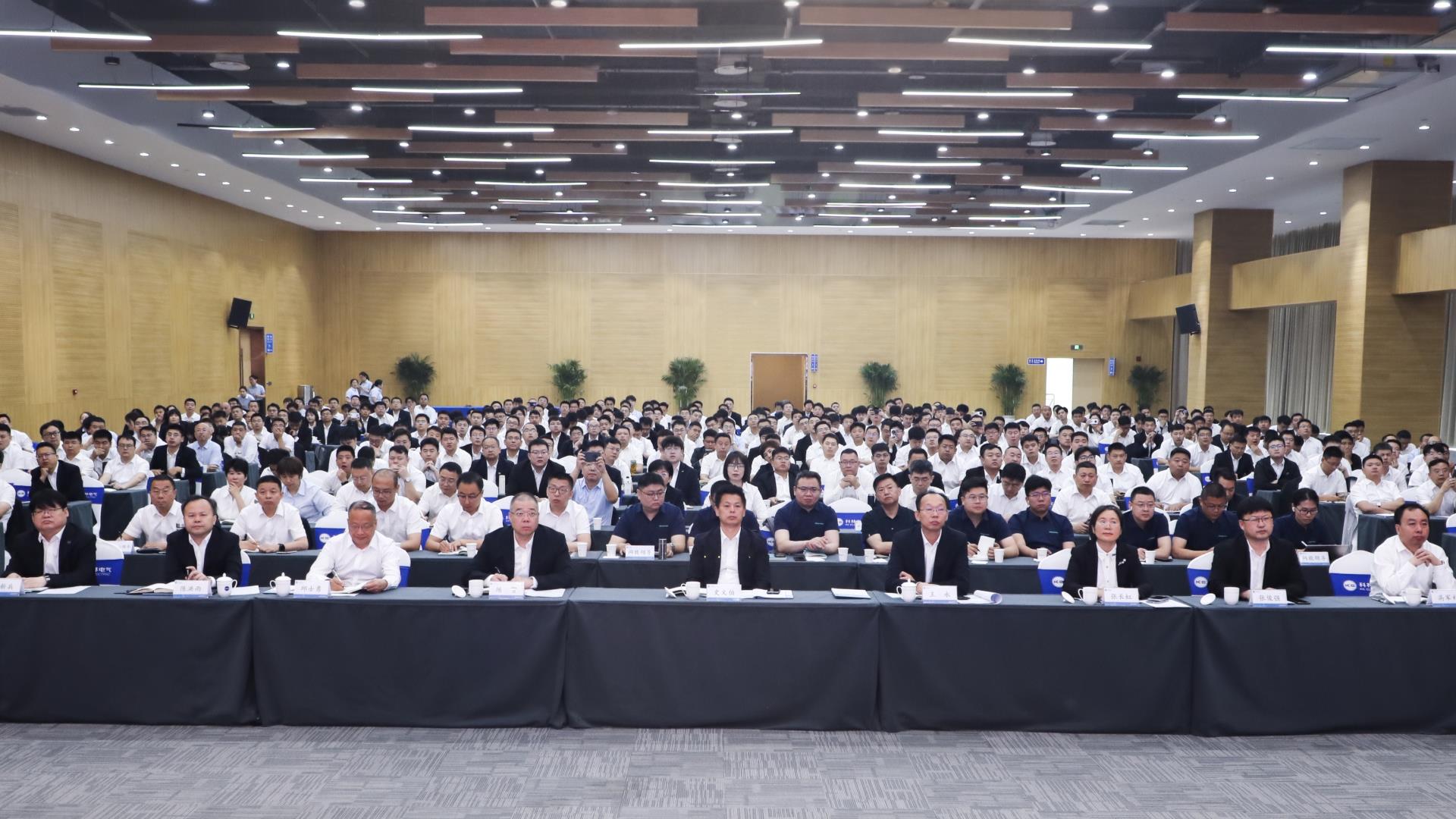 尊龙·Z6(中国认证)集团有限公司官网