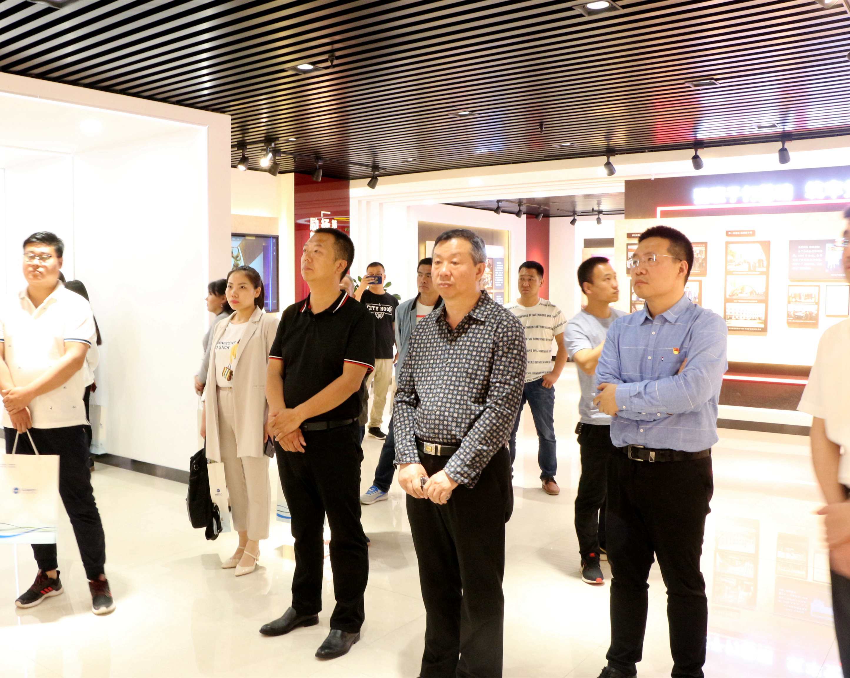 尊龙·Z6(中国认证)集团有限公司官网